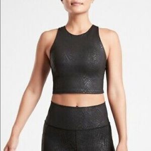Athleta Medusa Black Conscious Embossed Crop Top A-C medium NEW! Yoga Barre
